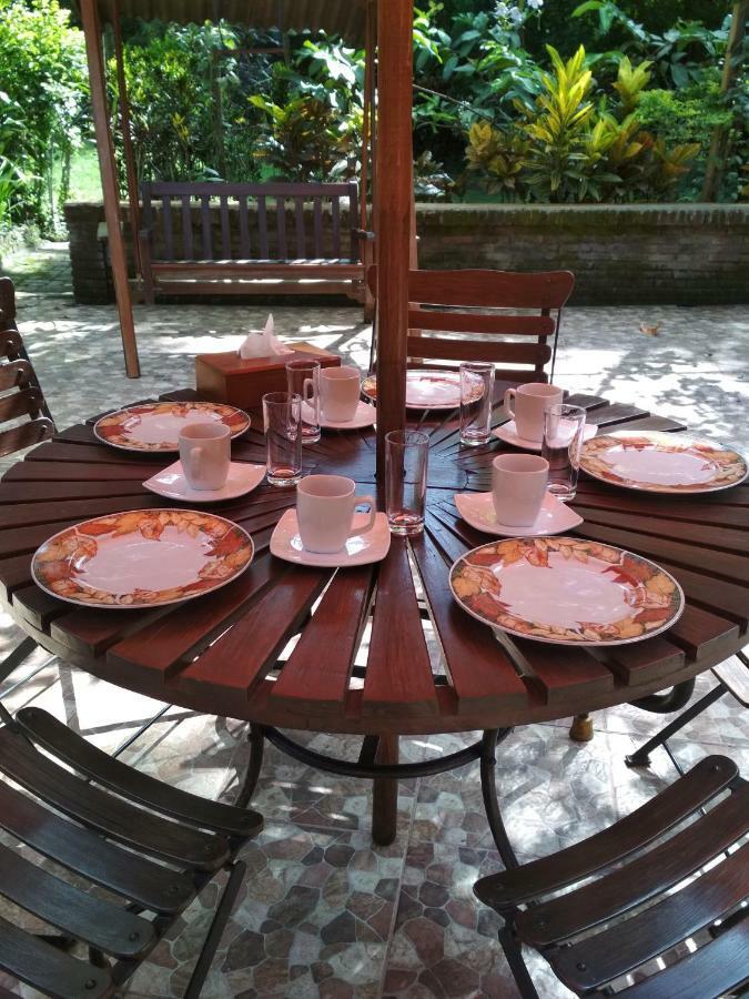 The Country House Senggigi Esterno foto