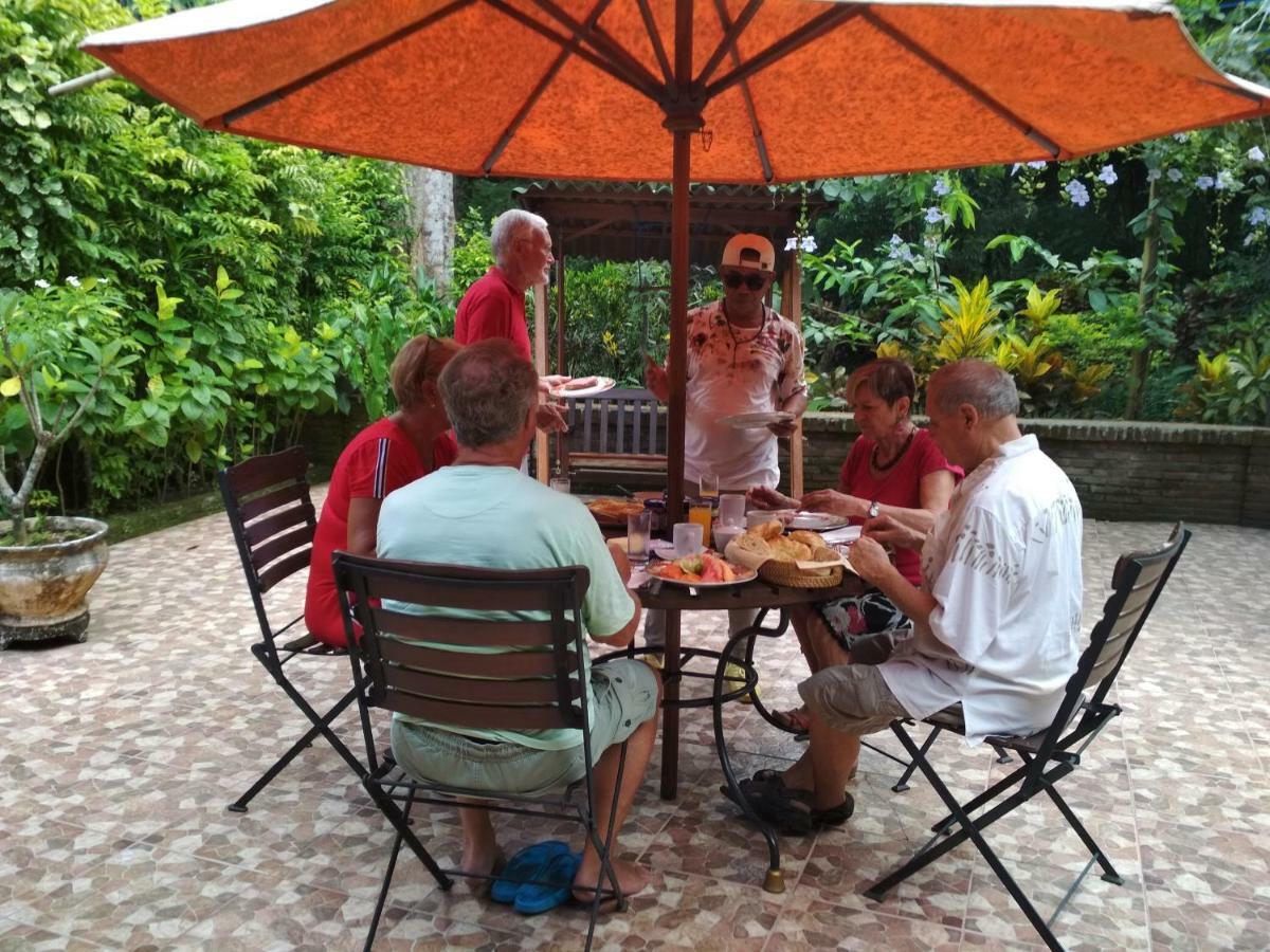 The Country House Senggigi Esterno foto