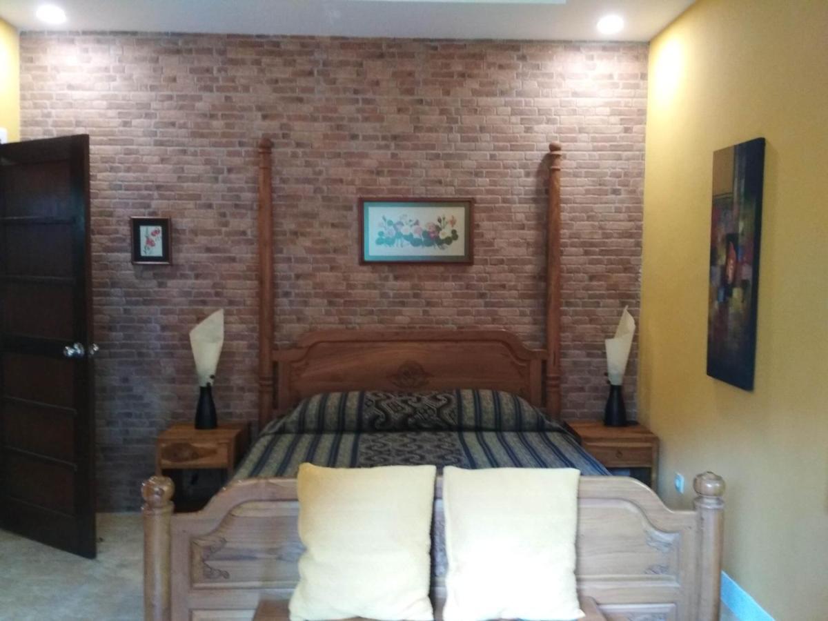 The Country House Senggigi Esterno foto